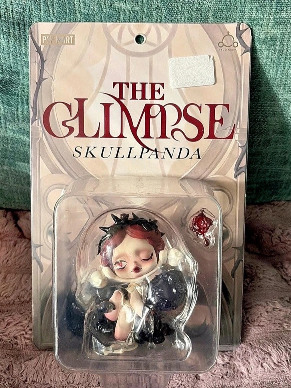 POP MART The Glimpse Skullpanda Collectible Figure Black & White NWT